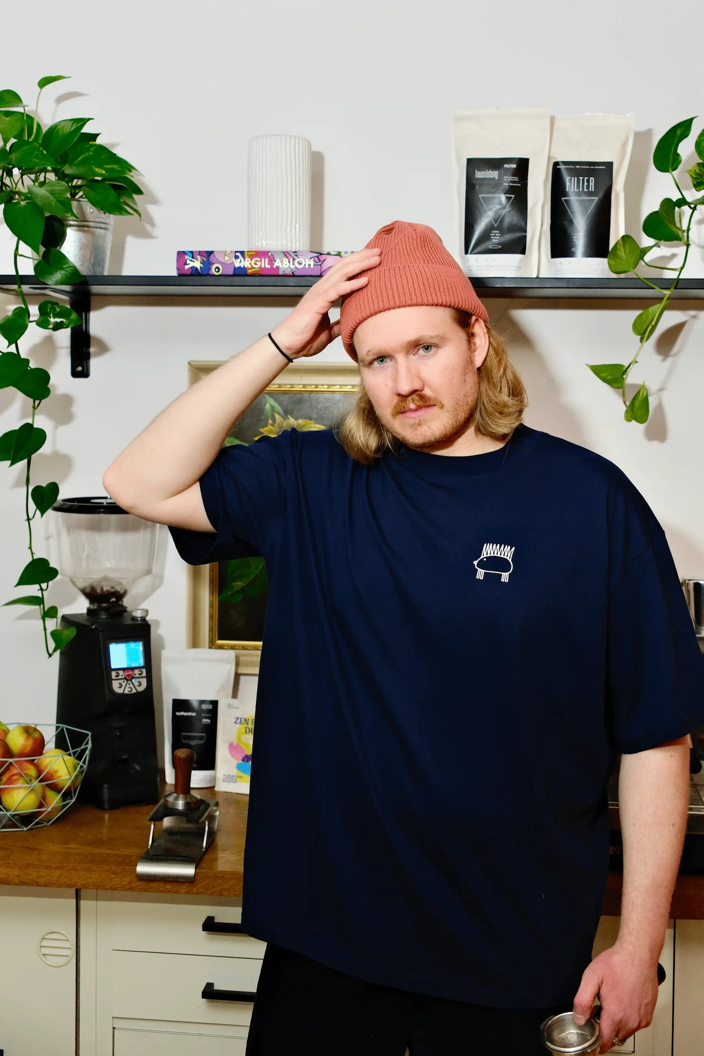 THE OG - cream on navy