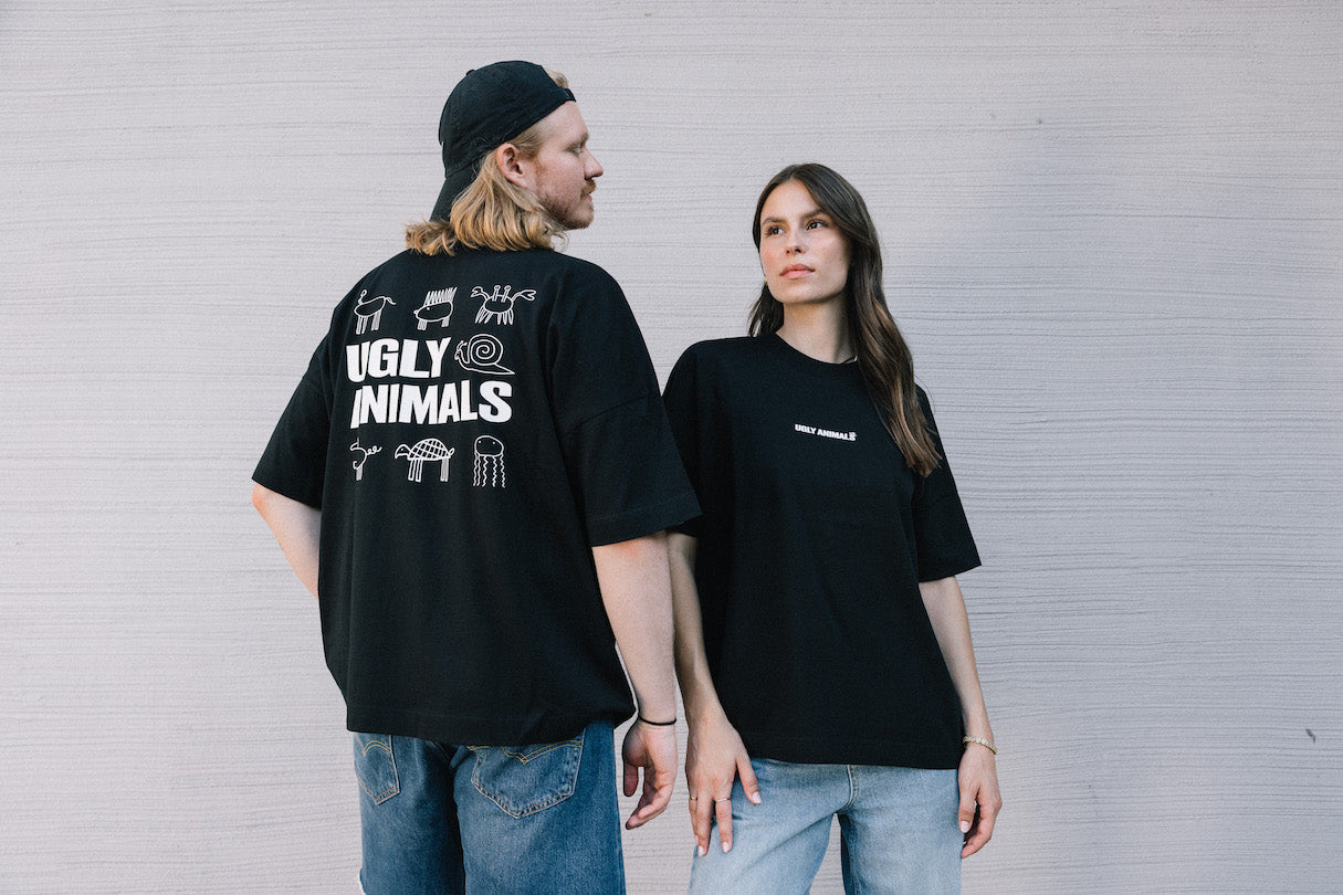 THE HOLY SNAIL - white on black