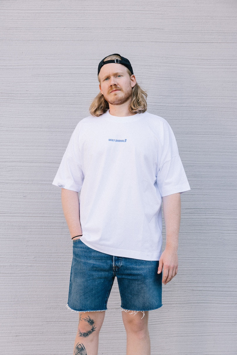 THE HOLY SNAIL - babyblue on white