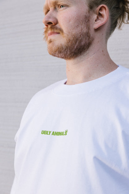 THE HOLY SNAIL - juicy leave green on white