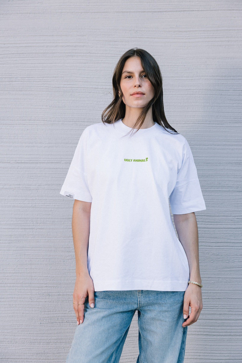 THE HOLY SNAIL - juicy leave green on white